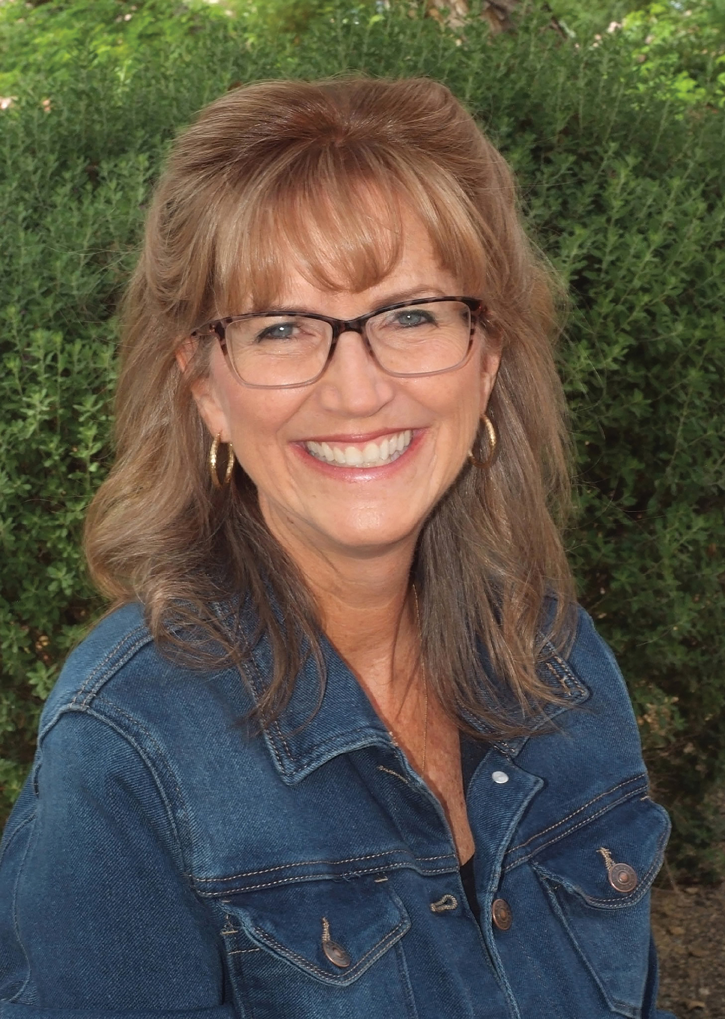 SHARI HUNT #01 Edited